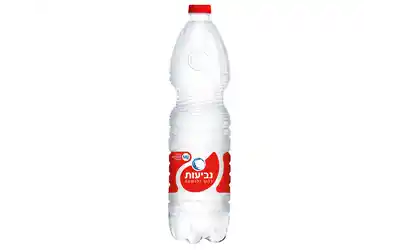 בקבוק מים מינרליים 1.5 ליטר 